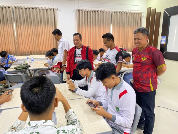 ESI Provinsi Lampung Sukses Buka Kompetisi E-Sports Piala Gubernur E-Sports Lampung 2024 Tingkat Pelajar Se-Provinsi Lampung