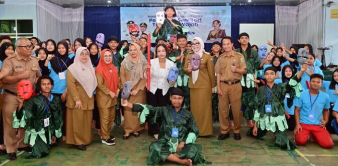 Zita Anjani Tegaskan Komitmen Lestarikan Tari Tuping 12 Wajah di Lampung Selatan